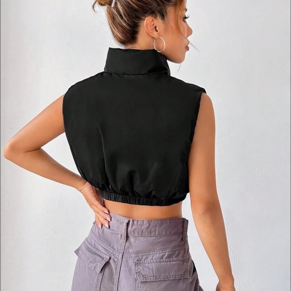 Flap Pocket Crop Vest Puffer Coat - Picture 2 of 4